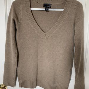 Club Monaco 100% Cashmere Sweater